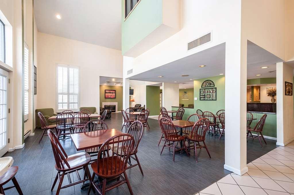 Quality Suites Hunt Valley Restoran gambar